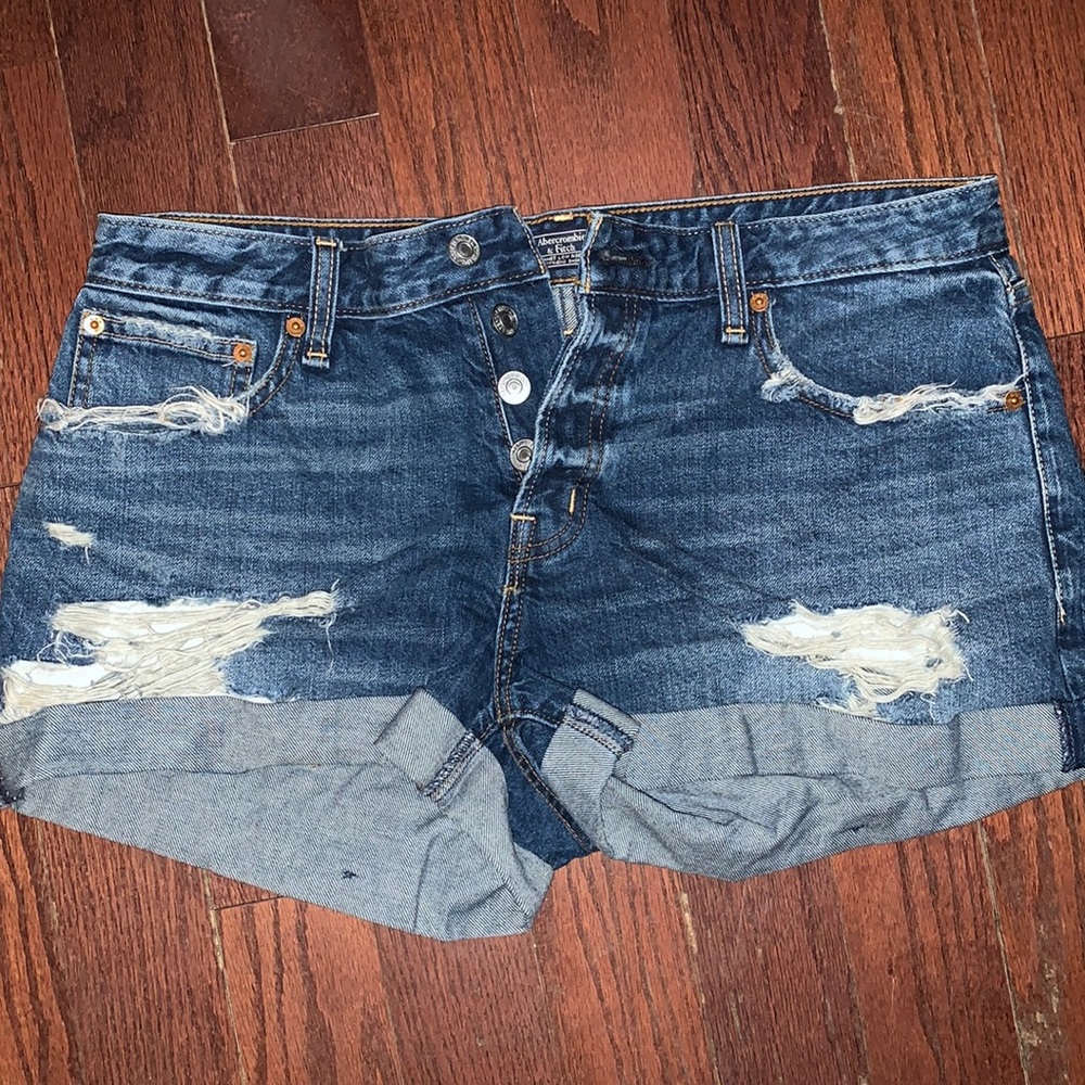 Abercrombie jean shorts. Size 29 or 8